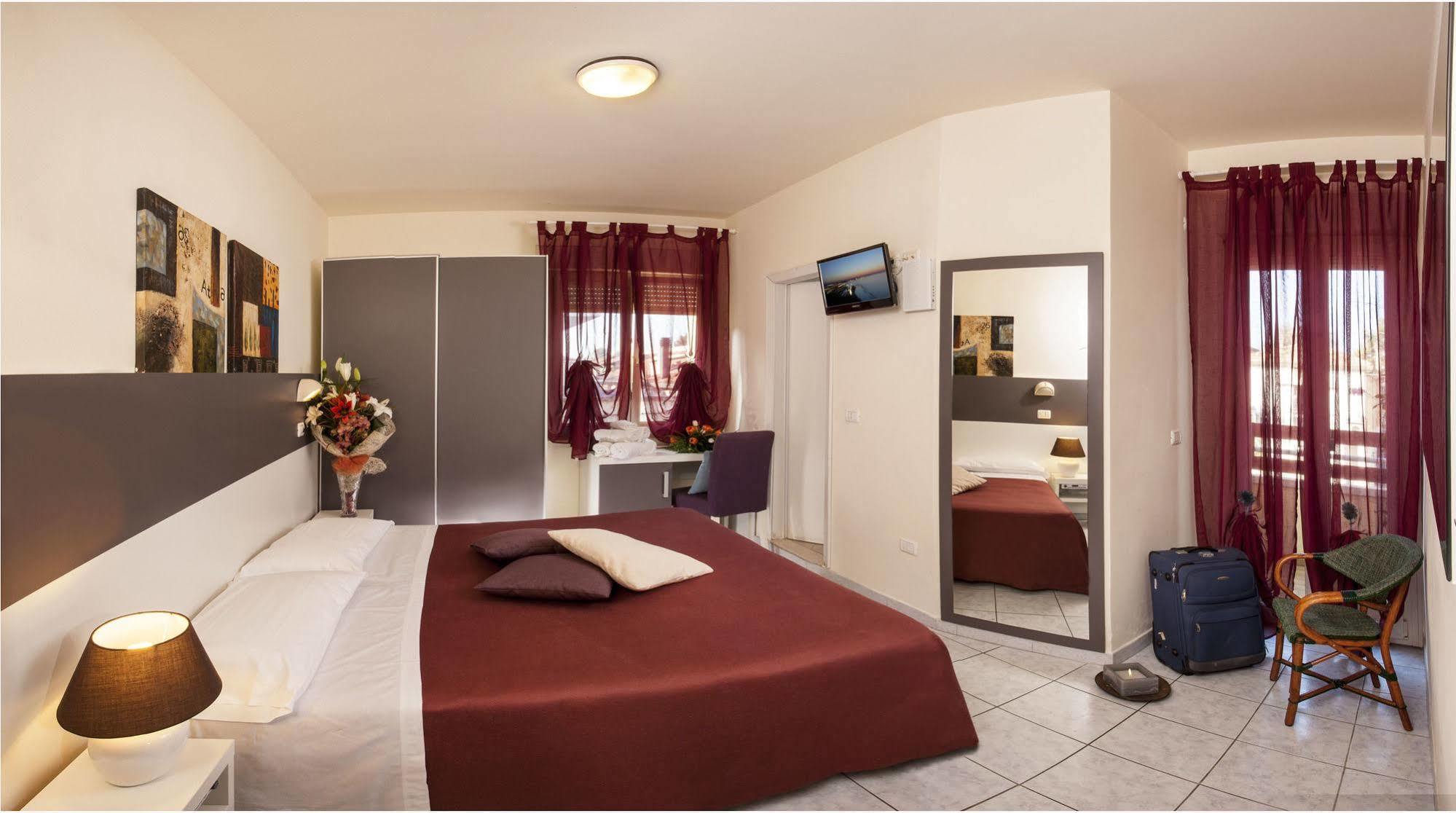 Hotel Locanda Rosy Cattolica Luaran gambar
